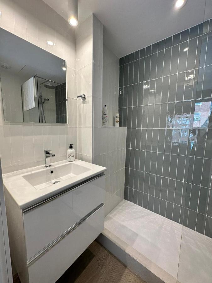 Castilla Luxury 2B Apartment Madrid Buitenkant foto
